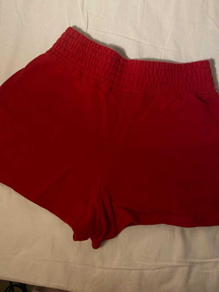 Kırmızı Mini Şort - Görsel 3