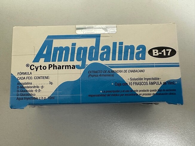 Amygdalin B17 vitamin