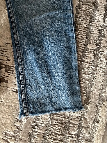 36 Beden mavi Renk Kot pantolon Zara pantolon püsküllü pantolon moom jean pantolon