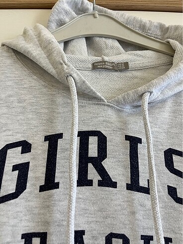 m Beden Crop hırka crop sweatshirt bershka sıfır kollu sweatshirt