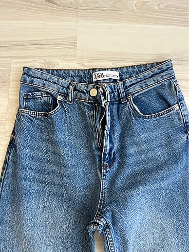 36 Beden mavi Renk Zara jean paçası püsküllü pantolon Zara pantolon kot jean