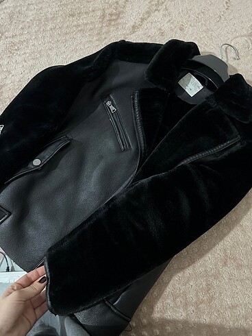 xs Beden Zara kürklü ceket