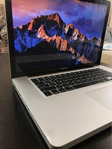 Apple MacBook Pro mid 2012 tertemiz cihaz