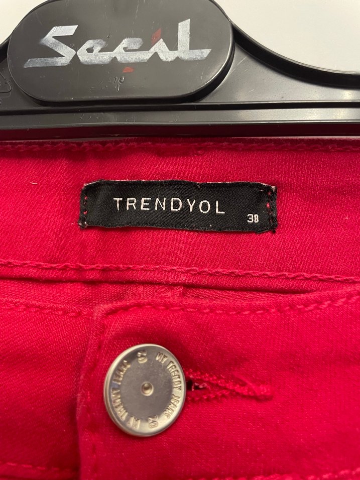 Kırmızı jean - Görsel 2