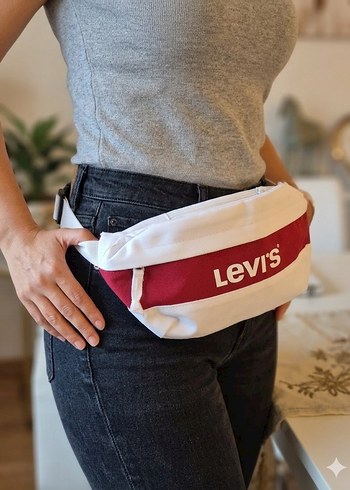 Levis Levi S Baskili Kirmizi Beyaz Bel Cantasi