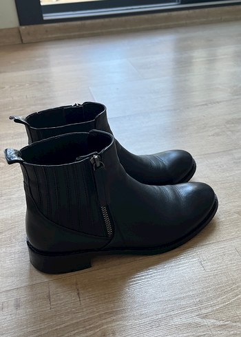 Fabrika Fabrika Siyah Deri Kadın Bot
