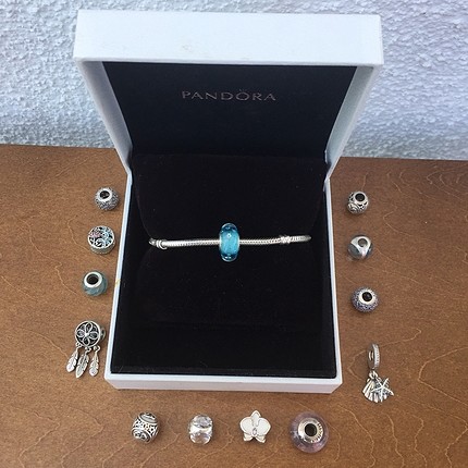 Mavi murano charm