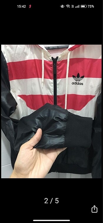 Adidas eski sezon yağmurluk. 34 beden