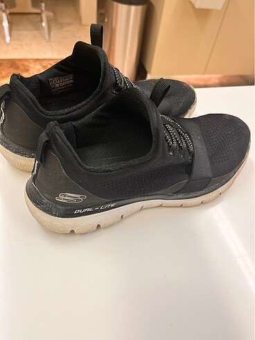 37,5 Beden Skechers kadin ayakkabi