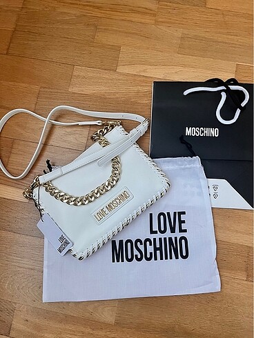Love moschino orjinal yeni etiketli canta
