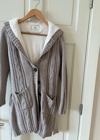Abercrombie kadin s/m beden yun hirka bej renkli