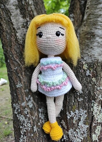 Amigurumi Rosita doll 