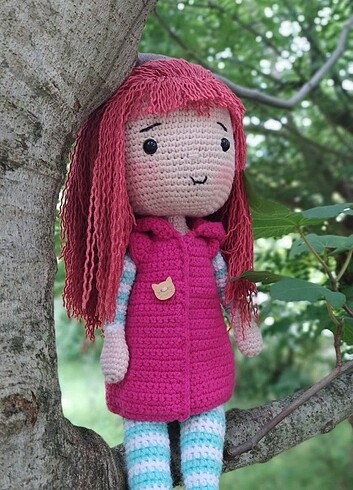 Amigurumi laurel doll 