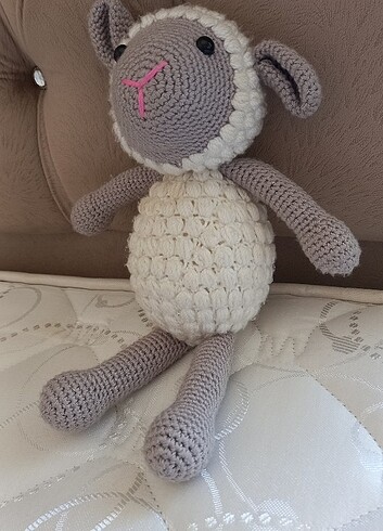 Diğer Amigurumi kuzu oyuncağı 