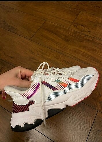 Adidas ozweego