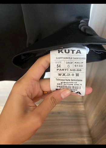 Erkek Siyah Düğmeli Ofis Takım Elbise - Görsel 2