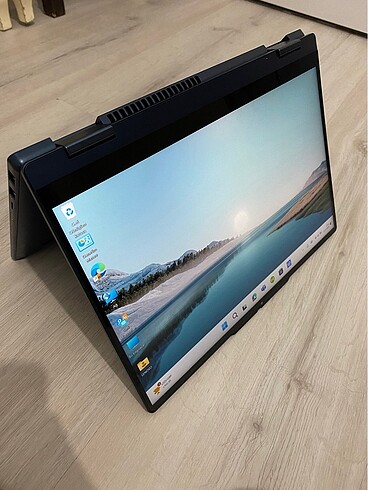 Lenovo dokunmatik bilgisayar