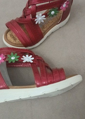 Kız Çocuk Kırmızı Tokalı Sandalet - Görsel 13