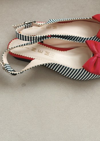 Kırmızı Fiyonk Detaylı Zebra Desenli Kadın Dolgu Topuklu - Görsel 4