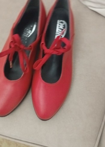 Kırmızı Topuklu Kadın Babet Ayakkabı - Görsel 4