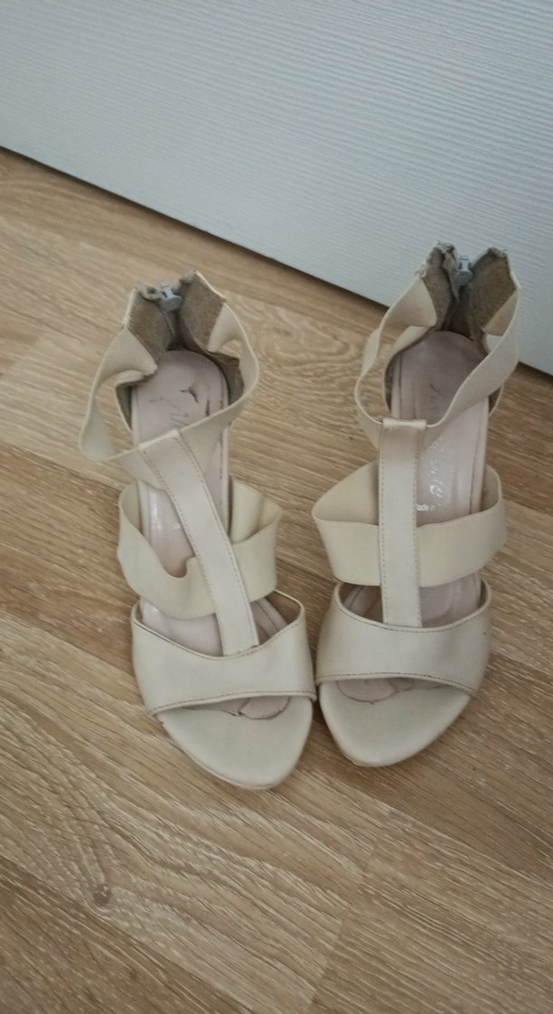 Bej Dolgu Topuklu Bağcıklı Kadın Sandalet - Görsel 2