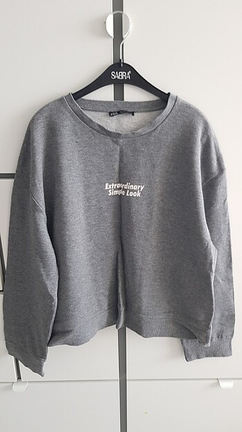 Zara sweat