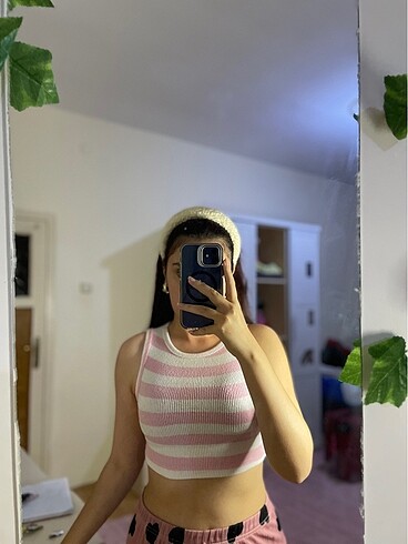 Halter yaka crop