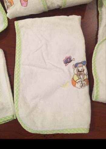 Nakışlı Beyaz Pamuklu Bebek bornoz havlu tk - Görsel 6