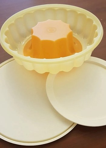 Tupperware Pastel Sarı Plastik Kalıp Seti