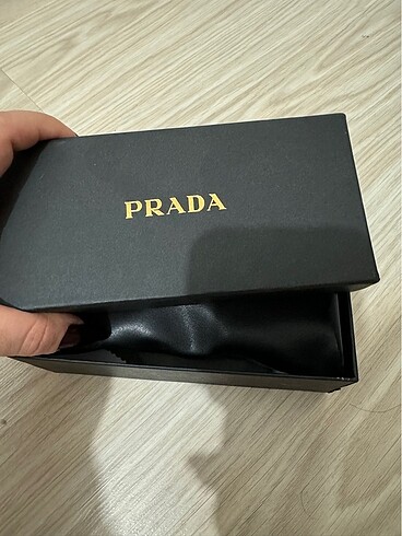 Beden Prada gözlük