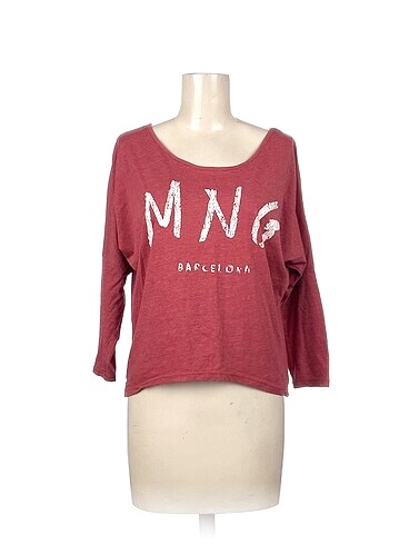 Bershka T-shirt %70 İndirimli.
