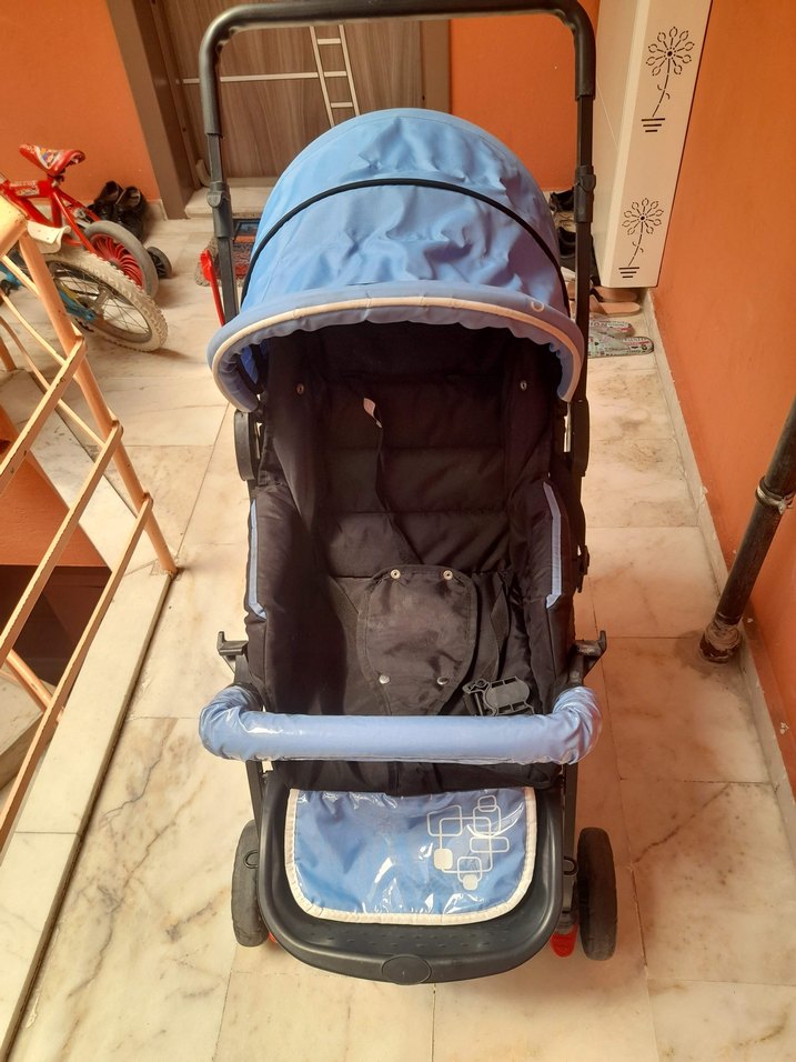 Koyu Mavi Bebek Arabası - Görsel 4