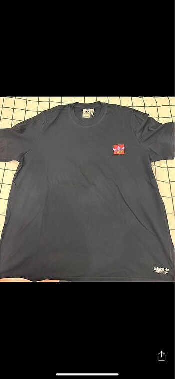 Adidas tshirt