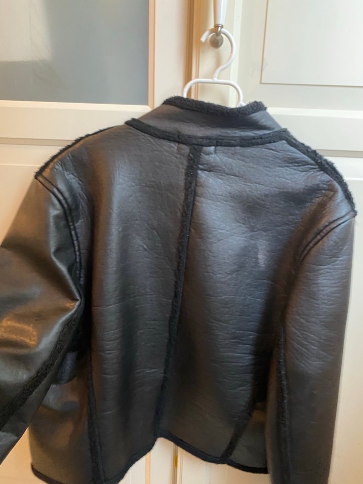 Kadın Siyah Deri Fermuarlı Ceket - Görsel 4