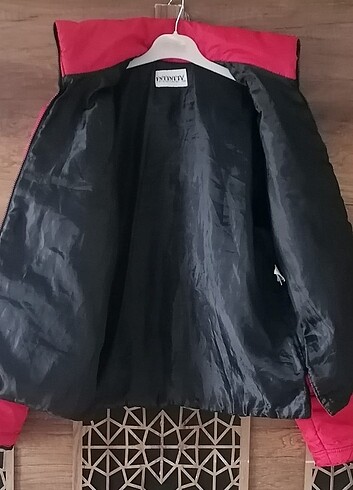 l Beden kırmızı Renk ŞİŞME MONT