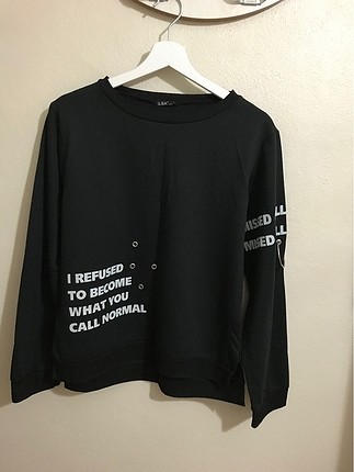 Sweatshirt