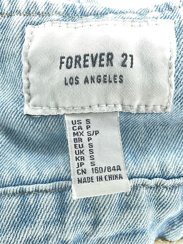 s Beden çeşitli Renk Forever 21 Kısa Salopet %70 İndirimli.