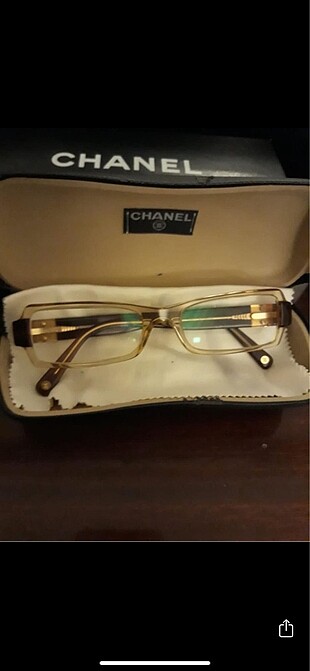 Chanel kemik saplı gözlük