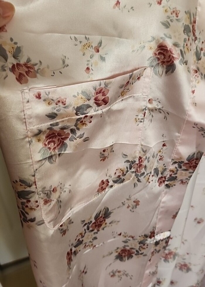 Saten Çiçekli Sabahlık - Görsel 4