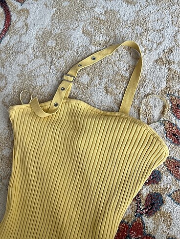 m Beden sarı Renk zara çıtçıtlı body