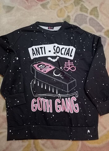 Sweat M