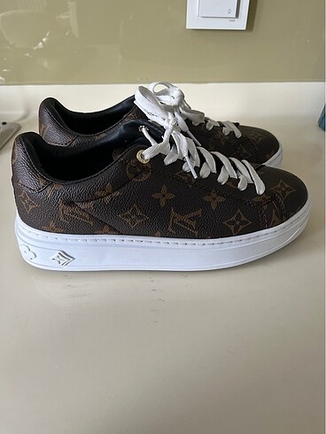 Louis vuitton spor ayakkabı