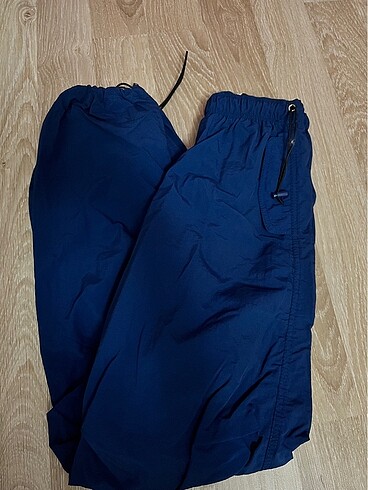 Bershka paraşüt pantolon - Görsel 2