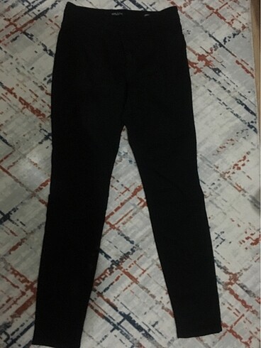 Lcw siyah pantolon