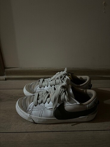 37,5 Beden Nike blazer sneaker