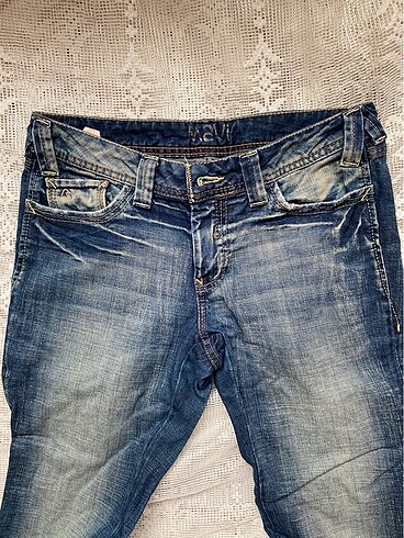 mavi 2000s pantolon