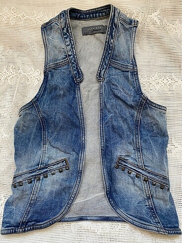 zara vintage yelek