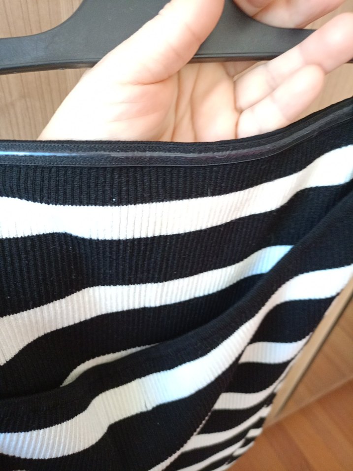 Çizgili Uzun İnce Bantlı Kadın Elbise - Görsel 3