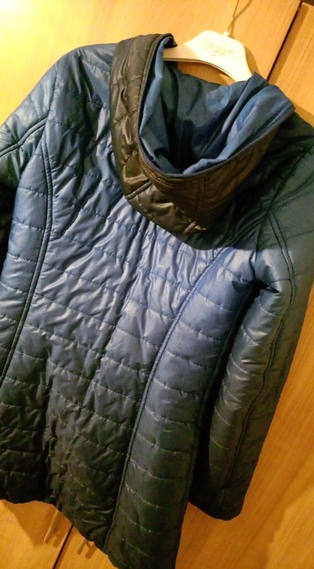 Batik Ebruli Renk Geçişli Harika Kapüşonlu Şişme Mont — görsel 5/12