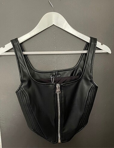 Bershka crop